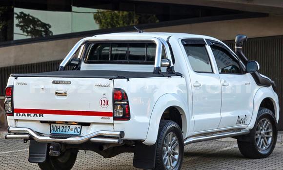 Nunua Mpya Toyota Hilux Nyeupe Gari ndani ya Maputo nchini Maputo Nunua Mpya Toyota Hilux Nyeupe Gari ndani ya Maputo nchini Maputo