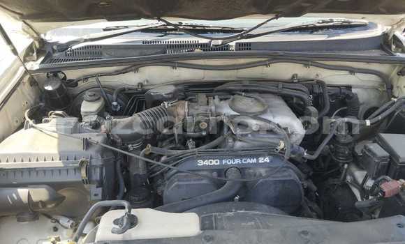 Comprar Usado Toyota Land Cruiser Prado Branco Carro em Maputo em Maputo Comprar Usado Toyota Land Cruiser Prado Branco Carro em Maputo em Maputo
