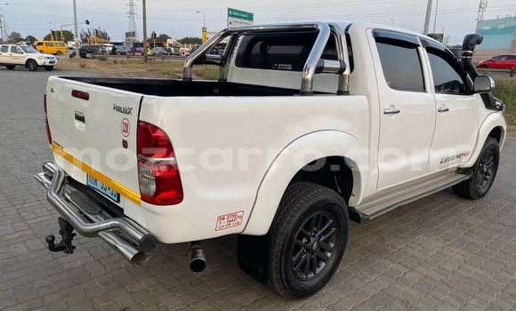 Buy Used Toyota Hilux White Car in Maputo in Maputo Buy Used Toyota Hilux White Car in Maputo in Maputo