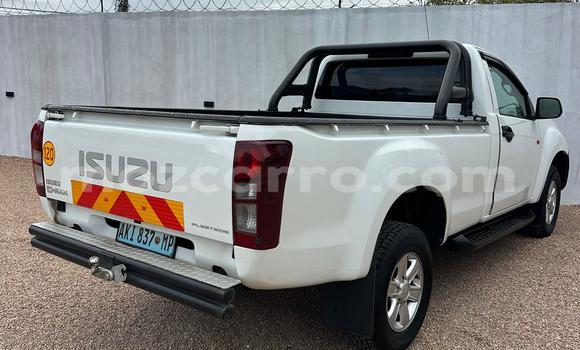 Buy Used Isuzu D-MAX White Car in Maputo in Maputo Buy Used Isuzu D-MAX White Car in Maputo in Maputo
