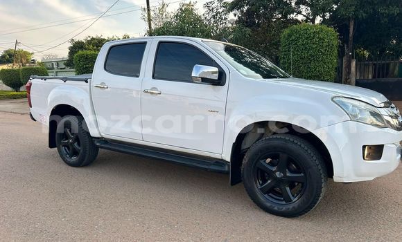 Tenga Tsaru Isuzu D-MAX Chena Mota in Maputo in Maputo Tenga Tsaru Isuzu D-MAX Chena Mota in Maputo in Maputo