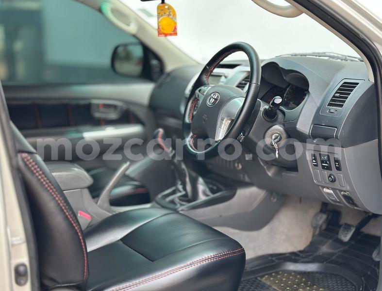 Big with watermark toyota hilux maputo maputo 39574