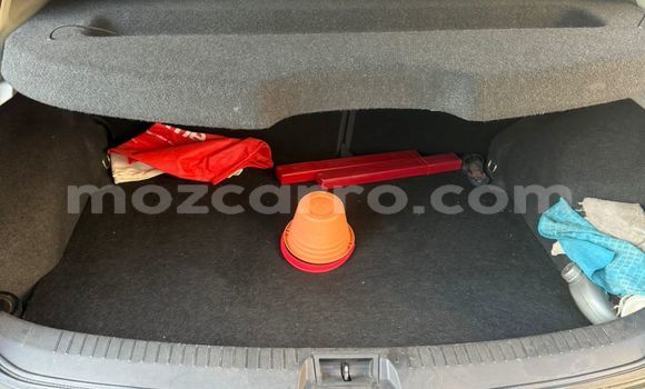 Nunua Ilio tumika Nissan Dualis Nyeusi Gari ndani ya Maputo nchini Maputo Nunua Ilio tumika Nissan Dualis Nyeusi Gari ndani ya Maputo nchini Maputo