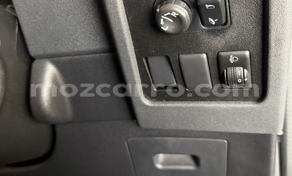 Nunua Ilio tumika Nissan Dualis Nyeusi Gari ndani ya Maputo nchini Maputo Nunua Ilio tumika Nissan Dualis Nyeusi Gari ndani ya Maputo nchini Maputo