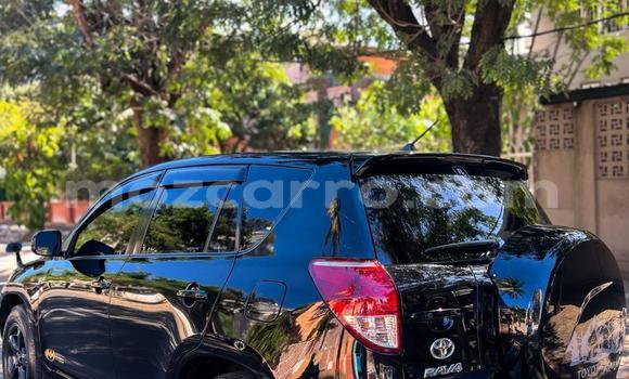 Buy Used Toyota RAV4 Black Car in Maputo in Maputo