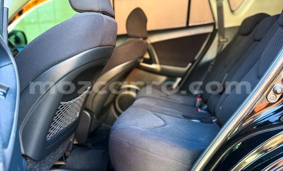 Nunua Ilio tumika Toyota RAV4 Nyeusi Gari ndani ya Maputo nchini Maputo Nunua Ilio tumika Toyota RAV4 Nyeusi Gari ndani ya Maputo nchini Maputo