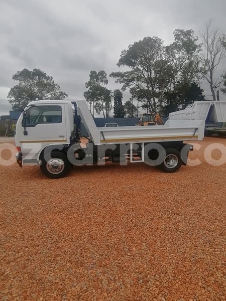 Big with watermark nissan ud maputo maputo 39617