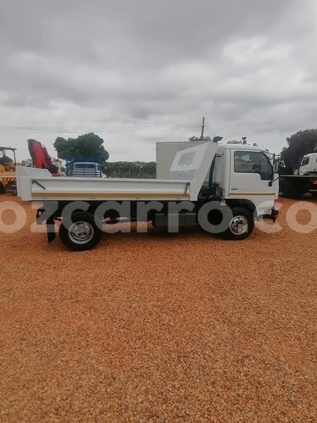 Big with watermark nissan ud maputo maputo 39617