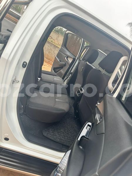 Big with watermark mazda bt 50 maputo maputo 39618