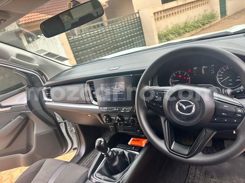 Big with watermark mazda bt 50 maputo maputo 39618