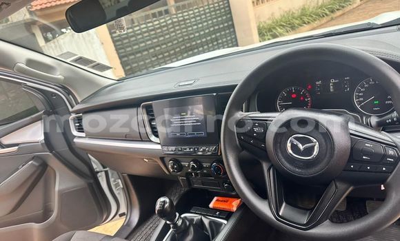 Buy Used Mazda BT-50 White Car in Maputo in Maputo Buy Used Mazda BT-50 White Car in Maputo in Maputo