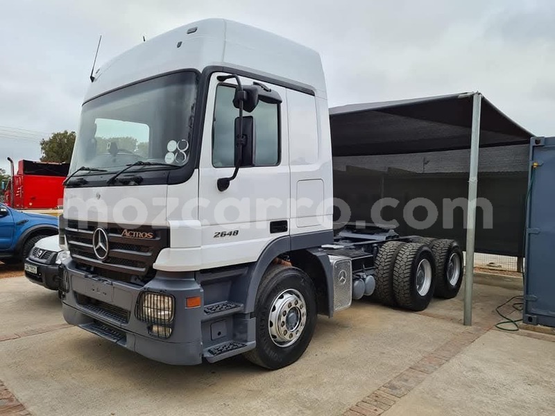 Big with watermark mercedes benz truck maputo maputo 39621