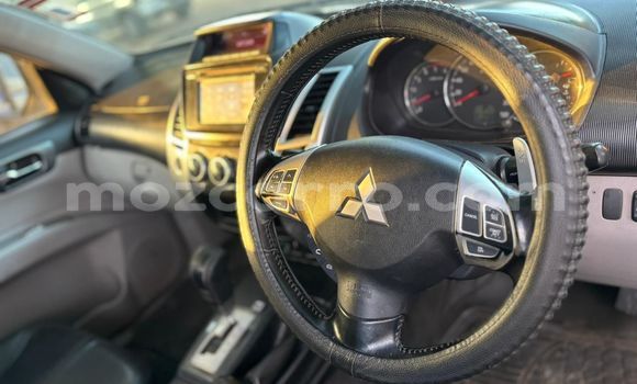 Tenga Tsaru Mitsubishi Pajero Sport Chena Mota in Maputo in Maputo Tenga Tsaru Mitsubishi Pajero Sport Chena Mota in Maputo in Maputo