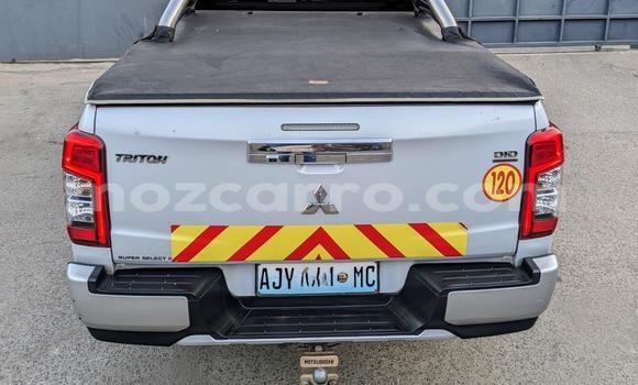 Nunua Mpya Mitsubishi Triton Nyeupe Gari ndani ya Maputo nchini Maputo Nunua Mpya Mitsubishi Triton Nyeupe Gari ndani ya Maputo nchini Maputo