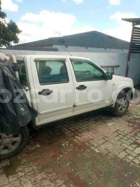 Big with watermark isuzu kb maputo maputo 39630