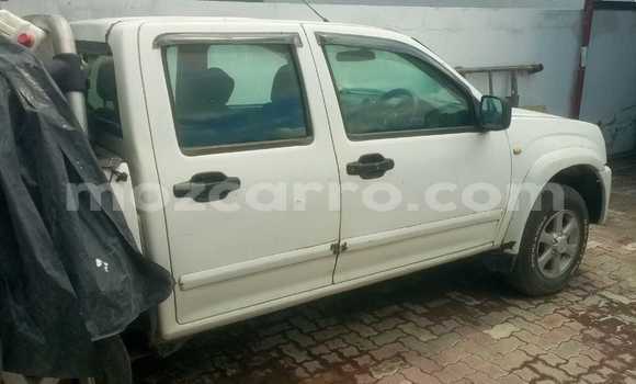 Buy Used Isuzu KB White Car in Maputo in Maputo Buy Used Isuzu KB White Car in Maputo in Maputo