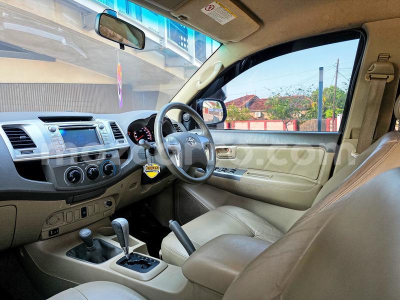 Big with watermark toyota hilux maputo maputo 39750