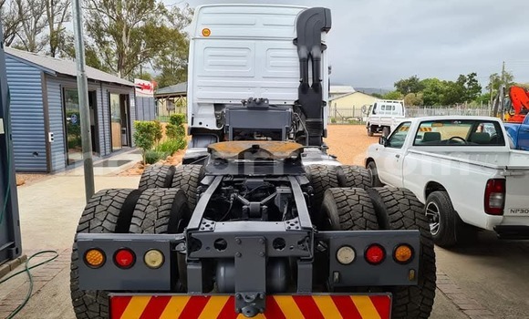 Tenga Tsaru Mercedes‒Benz 2644 Chena Rori in Maputo in Maputo Tenga Tsaru Mercedes‒Benz 2644 Chena Rori in Maputo in Maputo