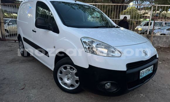 Buy New Peugeot Partner White Car in Maputo in Maputo