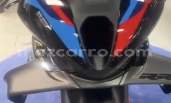 Nunua Ilio tumika BMW S 1000 Nyeusi Bike ndani ya Maputo nchini Maputo