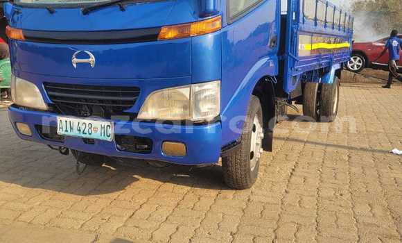 Comprar Usado Toyota Dyna Azul Carro em Maputo em Maputo Comprar Usado Toyota Dyna Azul Carro em Maputo em Maputo