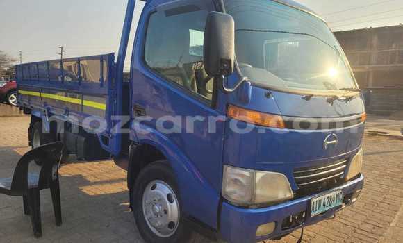 Comprar Usado Toyota Dyna Azul Carro em Maputo em Maputo Comprar Usado Toyota Dyna Azul Carro em Maputo em Maputo
