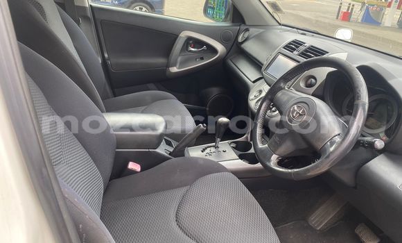 Buy Used Toyota RAV4 White Car in Maputo in Maputo Buy Used Toyota RAV4 White Car in Maputo in Maputo