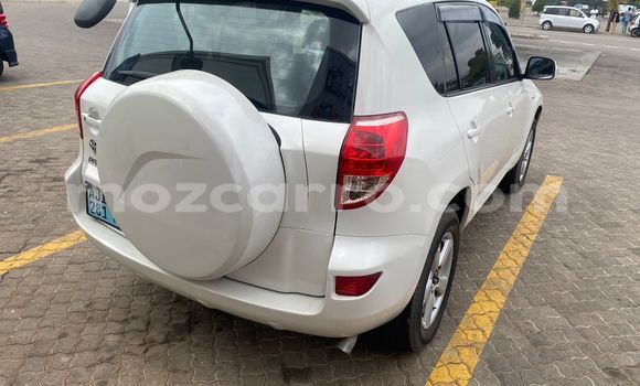Buy Used Toyota RAV4 White Car in Maputo in Maputo Buy Used Toyota RAV4 White Car in Maputo in Maputo