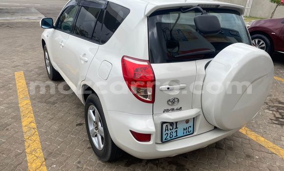 Buy Used Toyota RAV4 White Car in Maputo in Maputo Buy Used Toyota RAV4 White Car in Maputo in Maputo