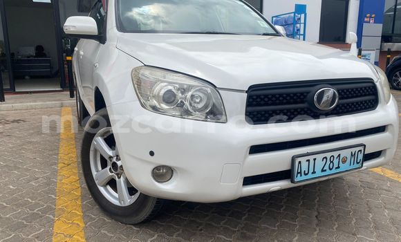 Buy Used Toyota RAV4 White Car in Maputo in Maputo Buy Used Toyota RAV4 White Car in Maputo in Maputo