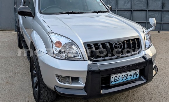 Nunua Ilio tumika Toyota Land Cruiser Prado Other Gari ndani ya Maputo nchini Maputo Nunua Ilio tumika Toyota Land Cruiser Prado Other Gari ndani ya Maputo nchini Maputo