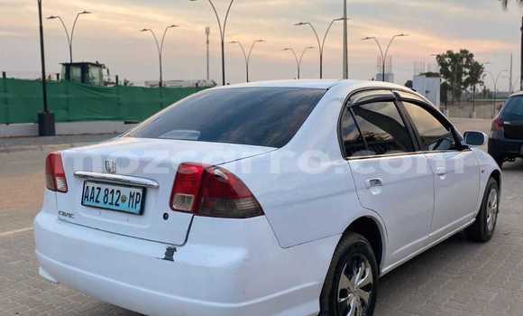 Nunua Ilio tumika Honda Civic Nyeupe Gari ndani ya Manica nchini Manica Nunua Ilio tumika Honda Civic Nyeupe Gari ndani ya Manica nchini Manica