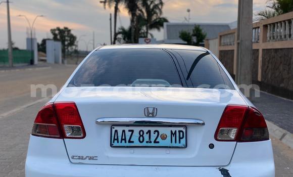 Nunua Ilio tumika Honda Civic Nyeupe Gari ndani ya Manica nchini Manica Nunua Ilio tumika Honda Civic Nyeupe Gari ndani ya Manica nchini Manica