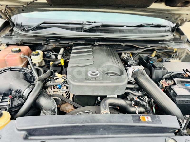 Big with watermark mazda bt 50 maputo maputo 39805