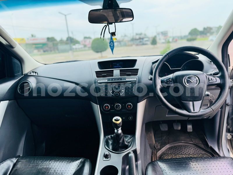 Big with watermark mazda bt 50 maputo maputo 39805
