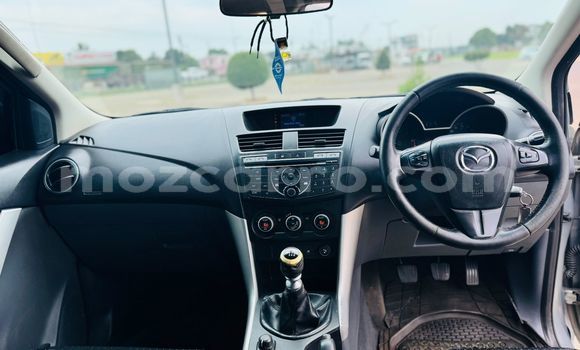 Tenga Tsaru Mazda BT-50 Zvimwe Mota in Maputo in Maputo Tenga Tsaru Mazda BT-50 Zvimwe Mota in Maputo in Maputo