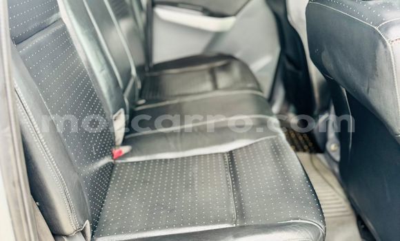 Tenga Tsaru Mazda BT-50 Zvimwe Mota in Maputo in Maputo Tenga Tsaru Mazda BT-50 Zvimwe Mota in Maputo in Maputo