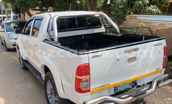 Buy Used Toyota Hilux White Car in Maputo in Maputo Buy Used Toyota Hilux White Car in Maputo in Maputo