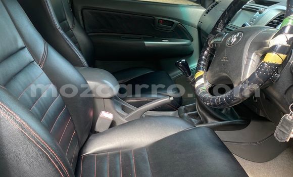 Buy Used Toyota Hilux White Car in Maputo in Maputo Buy Used Toyota Hilux White Car in Maputo in Maputo