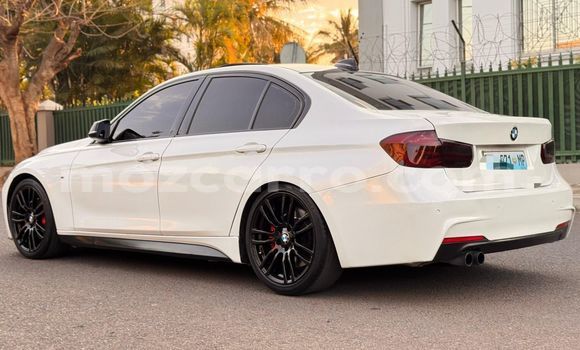 Comprar Usado BMW 3200 Branco Carro em Maputo em Maputo Comprar Usado BMW 3200 Branco Carro em Maputo em Maputo