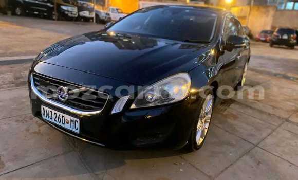 Nunua Ilio tumika Volvo S60 Nyeusi Gari ndani ya Maputo nchini Maputo Nunua Ilio tumika Volvo S60 Nyeusi Gari ndani ya Maputo nchini Maputo