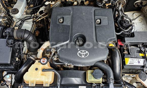 Buy Used Toyota Hilux White Car in Maputo in Maputo Buy Used Toyota Hilux White Car in Maputo in Maputo