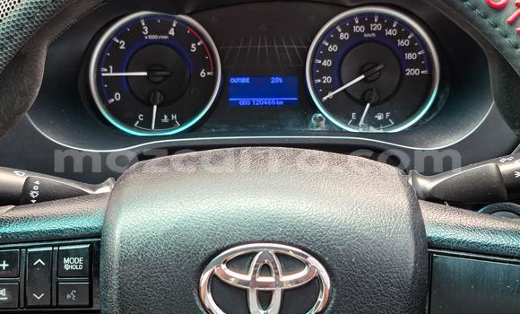 Buy Used Toyota Hilux White Car in Maputo in Maputo Buy Used Toyota Hilux White Car in Maputo in Maputo