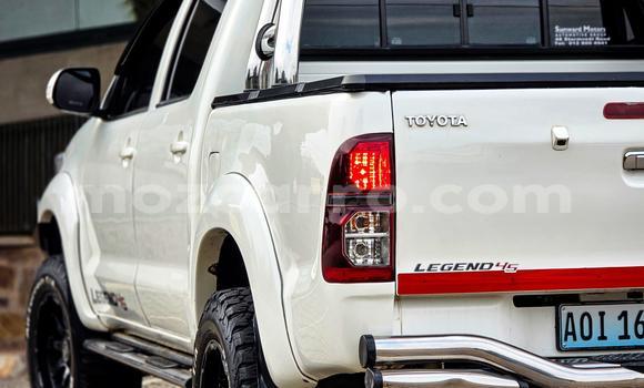Tenga Tsaru Toyota Hilux Chena Mota in Maputo in Maputo Tenga Tsaru Toyota Hilux Chena Mota in Maputo in Maputo
