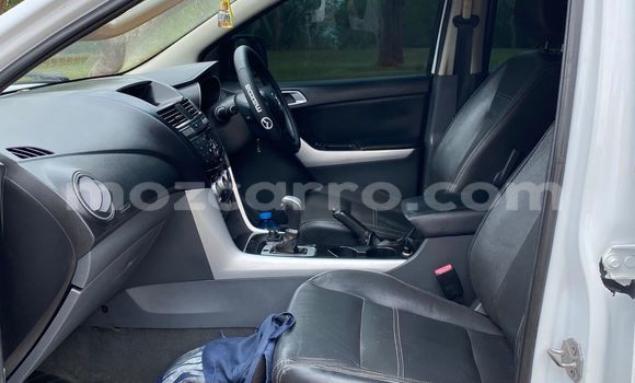 Tenga Tsaru Mazda BT-50 Chena Mota in Maputo in Maputo Tenga Tsaru Mazda BT-50 Chena Mota in Maputo in Maputo