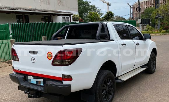 Tenga Tsaru Mazda BT-50 Chena Mota in Maputo in Maputo Tenga Tsaru Mazda BT-50 Chena Mota in Maputo in Maputo