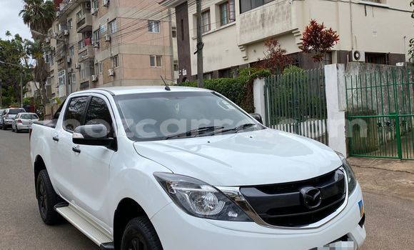 Tenga Tsaru Mazda BT-50 Chena Mota in Maputo in Maputo Tenga Tsaru Mazda BT-50 Chena Mota in Maputo in Maputo