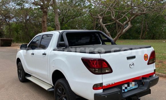 Tenga Tsaru Mazda BT-50 Chena Mota in Maputo in Maputo Tenga Tsaru Mazda BT-50 Chena Mota in Maputo in Maputo