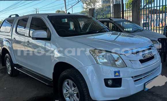 Tenga Tsaru Isuzu D-MAX Chena Mota in Maputo in Maputo