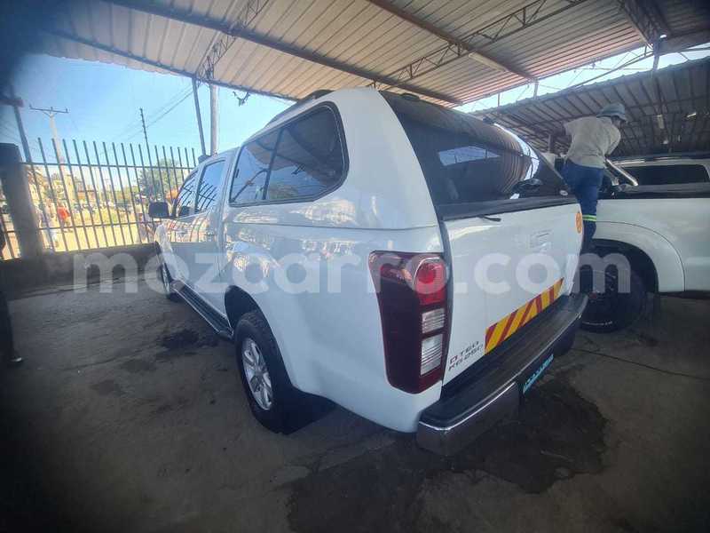 Big with watermark isuzu d max maputo maputo 39856